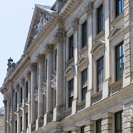 Rosewood Munich Hotel ภายนอก รูปภาพ