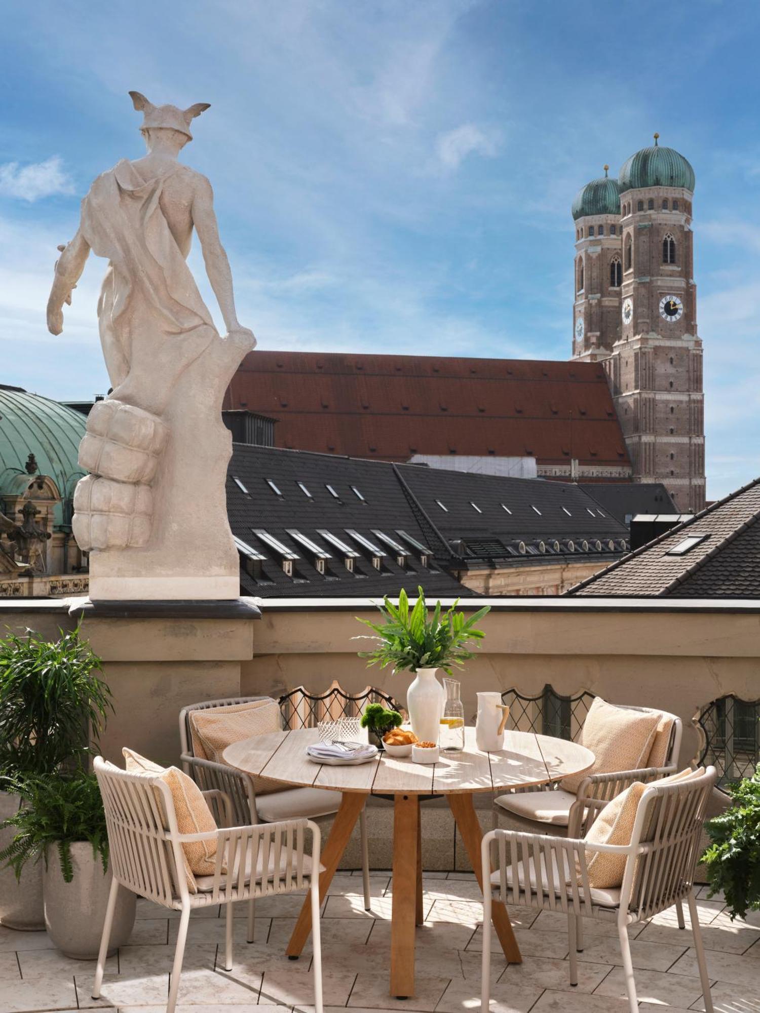 Rosewood Munich Hotel ภายนอก รูปภาพ